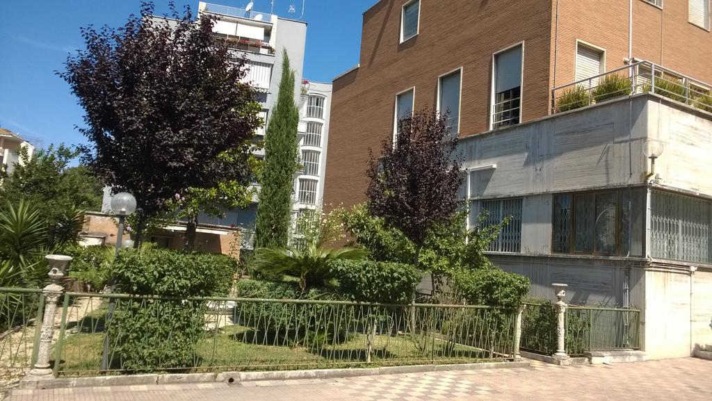 Casa Per Ferie Margherita Diomira Hotel Rome Exterior photo